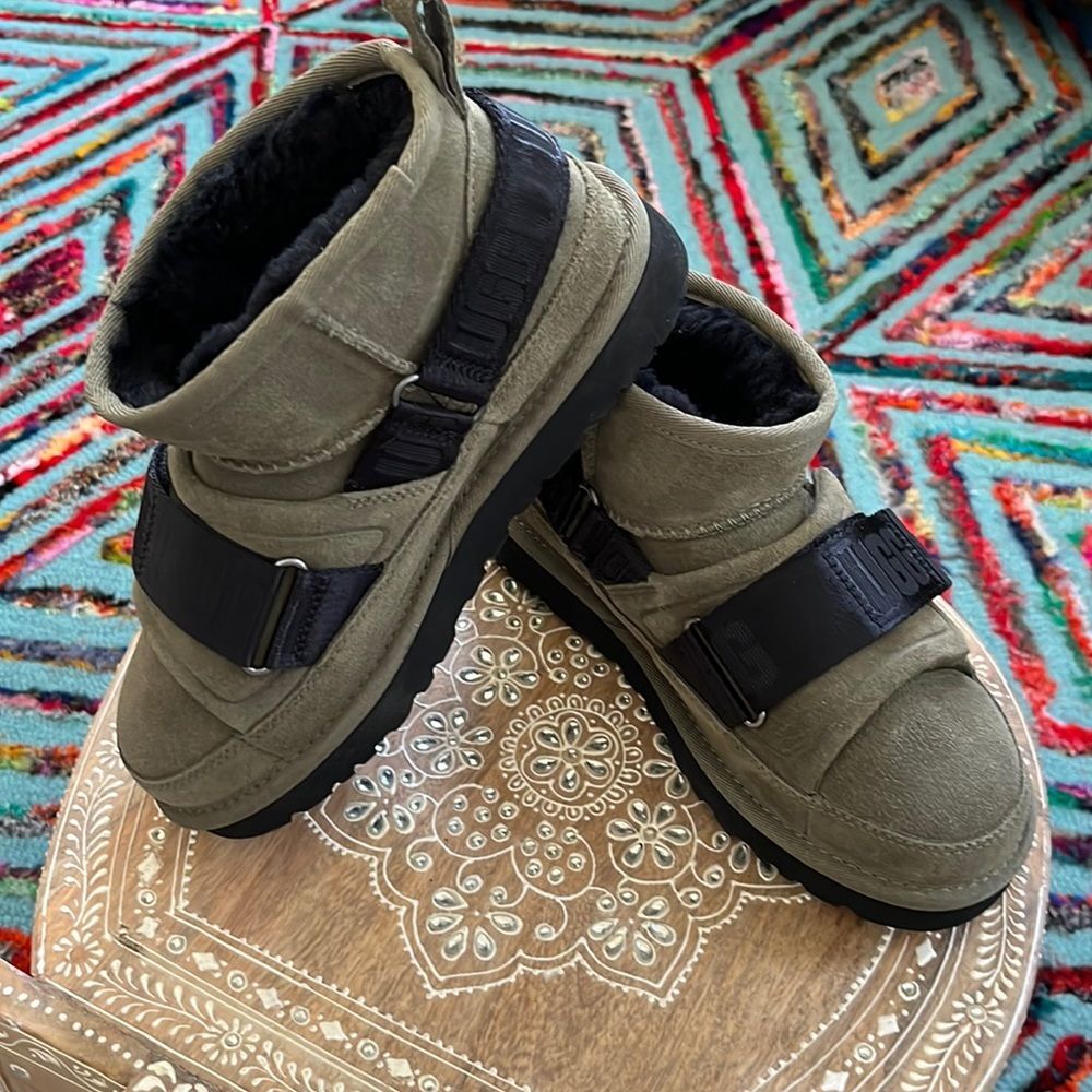 Ugg low boots